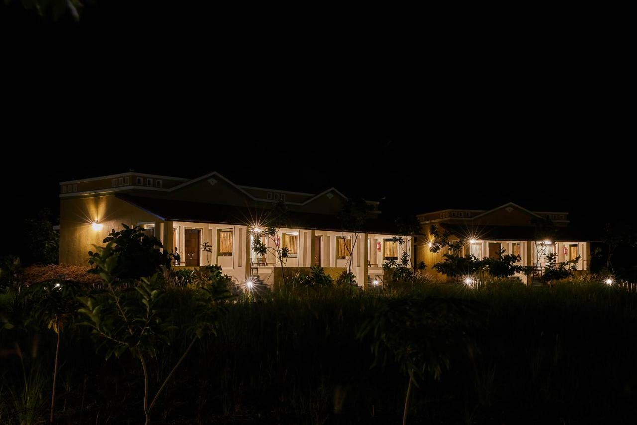 Blackbuck Safari Lodge Velavadar Bavliari Exteriör bild